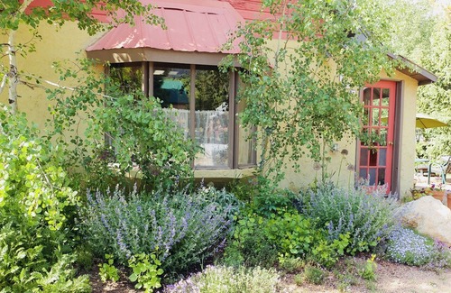 Crested Butte Cabin | Cozy Miner's Cabin, Downtown Crested Butte