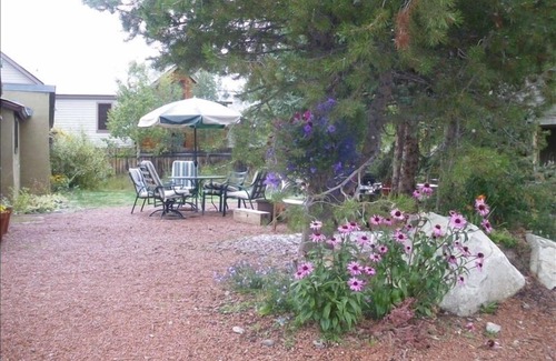 Crested Butte Cabin | Cozy Miner's Cabin, Downtown Crested Butte