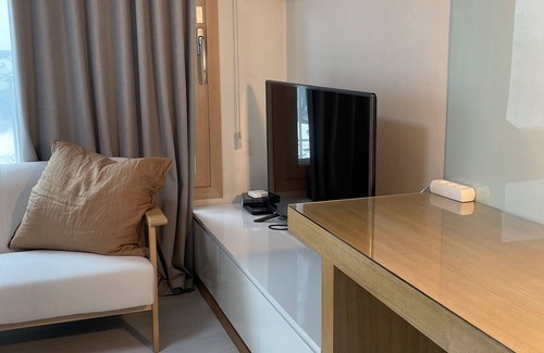 Banpo-dong Apartment | Cozy Minimalist-Close to Hotspots-7 min to subway