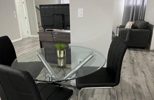 Fort Gary House | Cozy Modern and Lavish 2 Bedroom Basement Suite