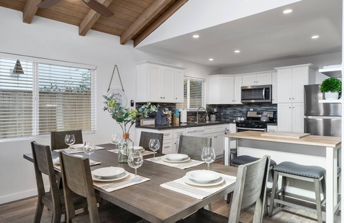 Oxnard Shores House | Cozy Modern Beach Home in Oxnard Shores