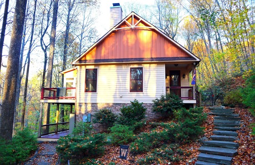 Nellysford Cabin | Cozy Modern Cabin near Wintergreen and Bold Rock