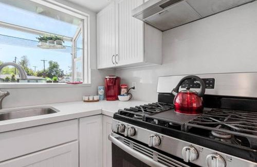 Citrus Heights House | COZY MODERN HOUSE IN CITRUS HEIGHTS