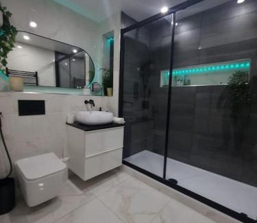 Angel Apartment | Cozy Modern London Flat in Angel Islington