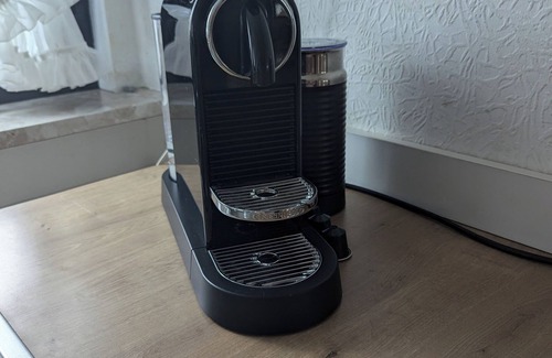 Norvenich Apartment | Cozy modern top floor apartment near Phantasialand, Cologne & Erftstadt