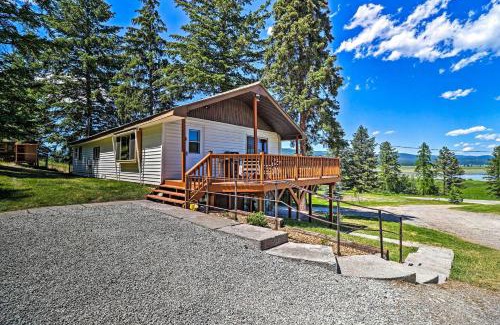 Kalispell House | Cozy Montana Lake View Getaway - Fish and Hike!
