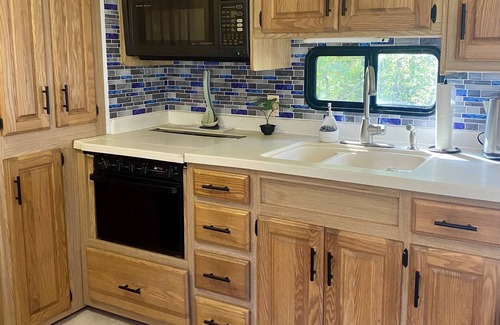 Rockdale County House | Cozy motorhome with loads of outdoor activities, farm animals and trails
