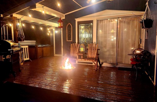 Jordan Road-Canyon Creek Cabin | Cozy Mountain Cabin on the River