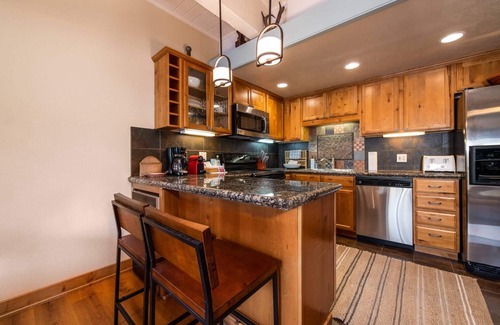 Steamboat Springs Condo | Cozy Mountain Retreat W/Hot Tub, Pool, Open Floor Plan, & Easy Hike/Bike In & Out Access to Trails!