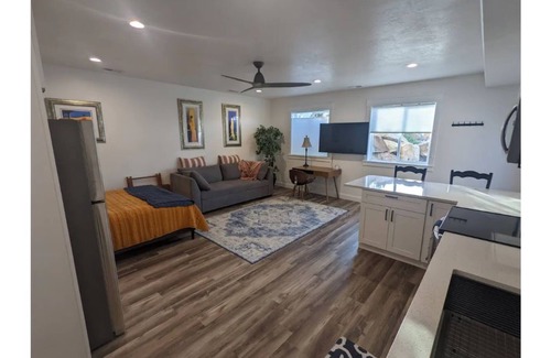 Herriman Apartment | Cozy Mountain-View Haven/Full Kitchen/Hot Tub/Easy SLC & Ski Access