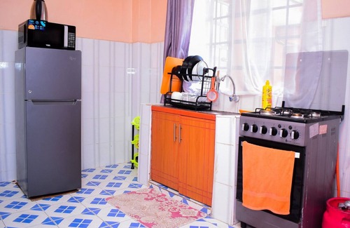 Naivasha Apartment | Cozy Naivasha Apartment with Mountain Views