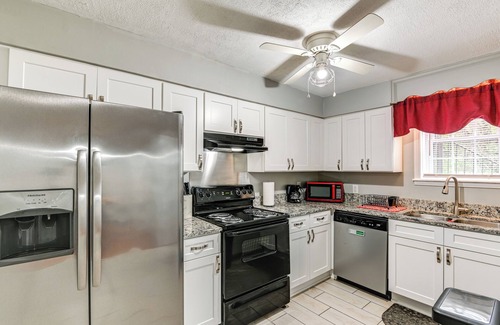 Donelson House | Cozy Nashville Getaway: 11 Mi to Downtown!