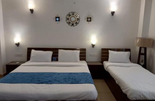 Bhopal Hotel | Cozy Nest Home Stay