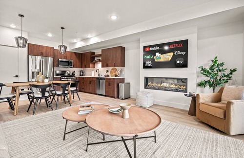 Wolf Creek Condo | Cozy Nest PtC102| Golf | Pineview Reservoir