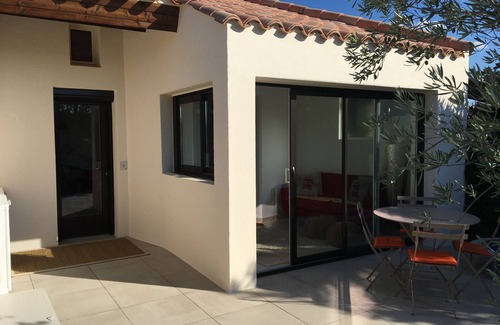 Leucate House | cozy nest sea sun rest zen atmosphere