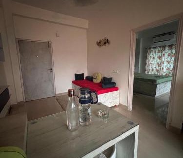 Kolkata Apartment | Cozy nest with sky view