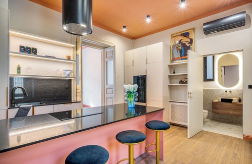 Palace District Apartment | Cozy, new 2-bedroom apartment with AC, WiFi in gorgeous Budapest city center