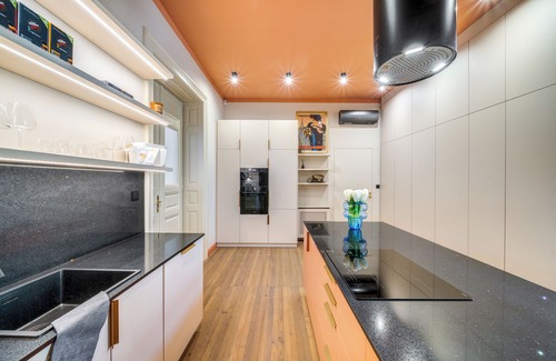 Palace District Apartment | Cozy, new 2-bedroom apartment with AC, WiFi in gorgeous Budapest city center