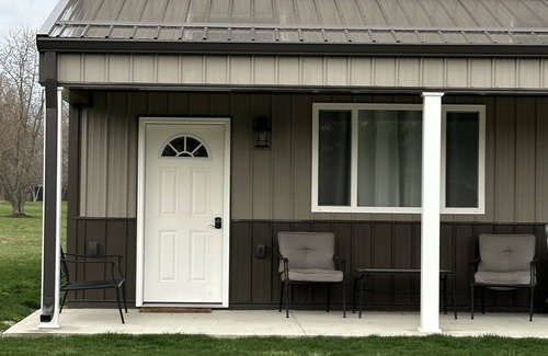 Mooresville House | Cozy newly built one bedroom barn apartment with everything you need!