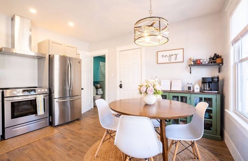 Oakdale Apartment | Cozy Newly Renovated 1st Floor Apt