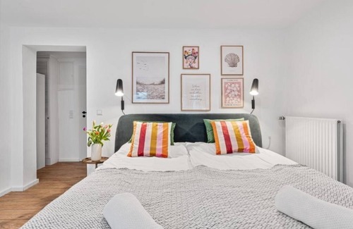Eimsbuettel Apartment | Cozy Nordic Nest Apartment Henriette 1