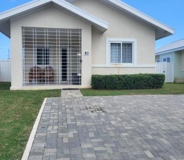 Lucea House | Cozy Ocean Home Jamaica