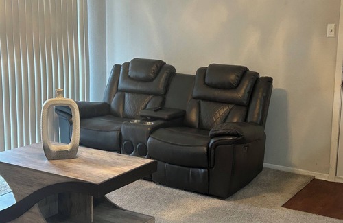 El Lago Apartment | Cozy Ocean Walkable 1-bedroom apartment in charming Seabrook with AC, WiFi