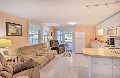 Steinhatchee House | Cozy Off-Duty Retreat, 1 Block From River!