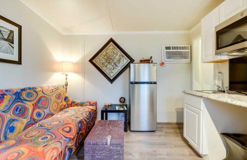 Thackerville House | Cozy Oklahoma Cabin with Fire Pit, Bar and Gas Grill!