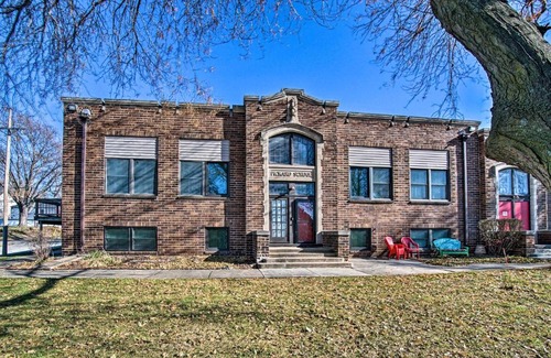 Aksarben - Elmwood Park Apartment | Cozy Omaha Condo - 6 Mi to Henry Doorly Zoo!