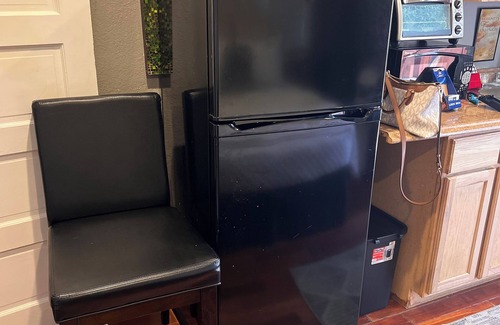 Downtown Riverside Apartment | Cozy one of a kind 1910 bungalow -Wifi private . All close to RCC and UCR>
