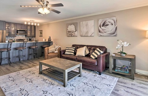 Osage Beach Condo | Cozy Osage Beach Condo w/ Private Boat Slip!