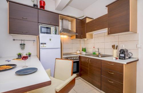 Orestiada Apartment | cozy panta