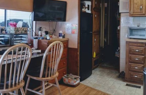 Apache Junction House | Cozy Park Model home in a 55+ resort located in Apache Junction, Arizona