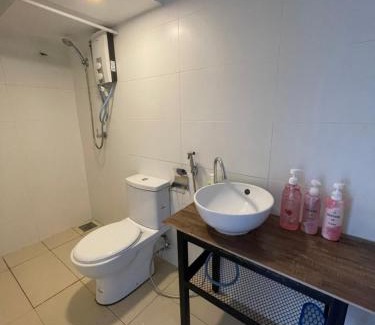 Sungai Penchala Apartment | Cozy Party House in Damansara Perdana - Perfect Location