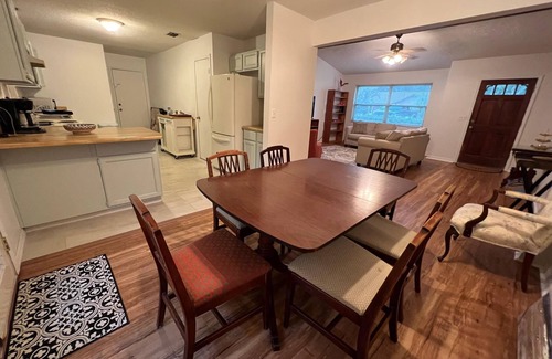 Lake City House | Cozy, Peaceful and Quiet Deerwood Cottage