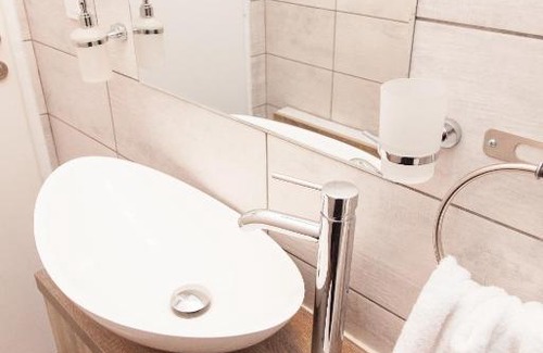 Monastiraki Apartment | Cozy Penthouse With Stunning View To Acropolis!