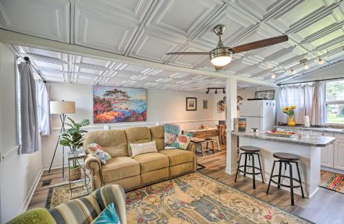 White Lake House | Cozy Pet-Friendly Cottage Walk to White Lake