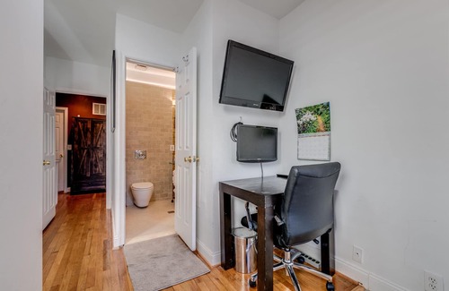 Near Northeast Bed & Breakfast | Cozy Pied-à-Terre @ Union Inn