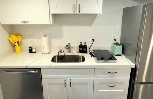 Northgate Apartment | Cozy Place in Northgate, Near Light Rail