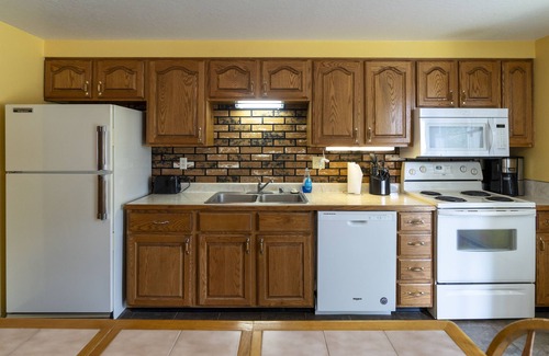 West Yellowstone Condo | Cozy Place To Enjoy After A Day In The Park