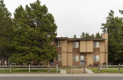 West Yellowstone Condo | Cozy Place To Enjoy With Friends and Family.