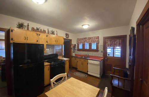 Skytop House | Cozy Poconos Cottage on Skytop Property+access to many resort activities/dining