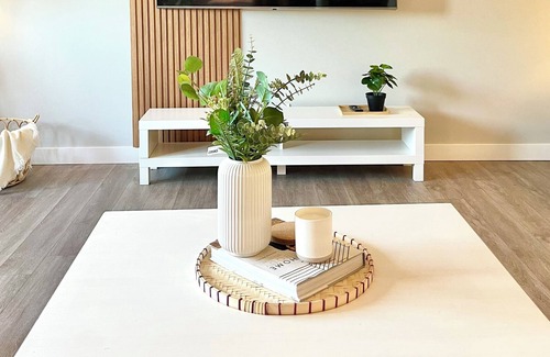 Port Dover Apartment | Cozy Port Dover Hideaway, Family Friendly!