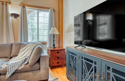 Anacortes House | Cozy Private Ranch Cabin Whistle Lake Suite Sleeps 6