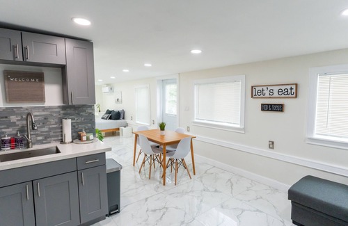 Davie Apartment | Cozy Private Studio by HardRock and Beaches