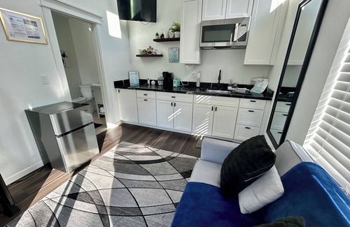 Swiss Manor Apartment | Cozy, Quaint and Sophisticated Loft Style Tiny Home!