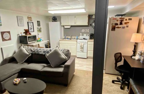 Fairbanks Apartment | Cozy, quiet centrally located one bedroom