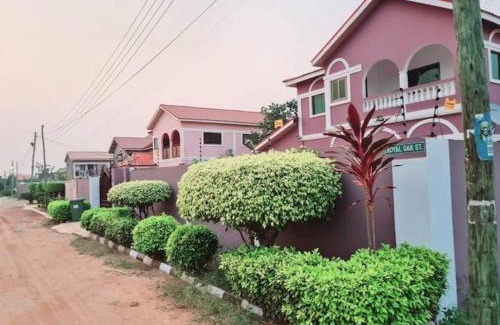 Adenta Apartment | Cozy Quiet & Fantastic- Close to Highway - Parking