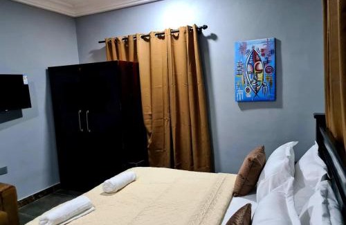 Adenta Apartment | Cozy Quiet & Fantastic- Close to Highway - Parking